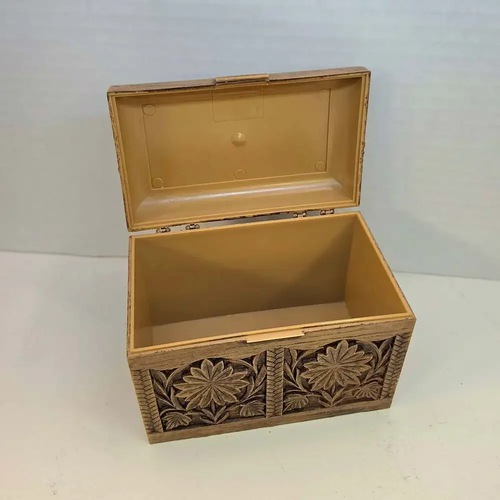 Vintage 1970s Faux Wood Plastic Floral Keepsake or Recipe Box